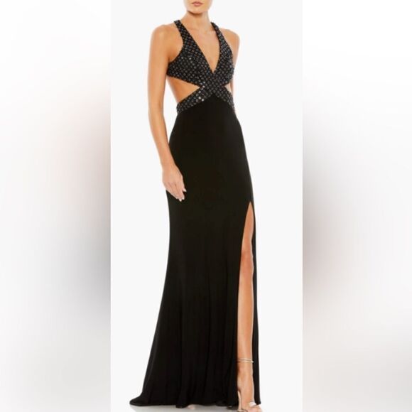 NWT Mac Duggal Black Floral Sequin Criss
Cross Bodice Side Slit Gown Size 6 - Picture 1 of 15